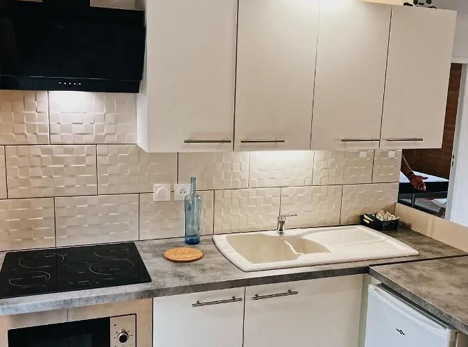 Des Illes Saint Martin Iiii * Prat-Bonrepaux